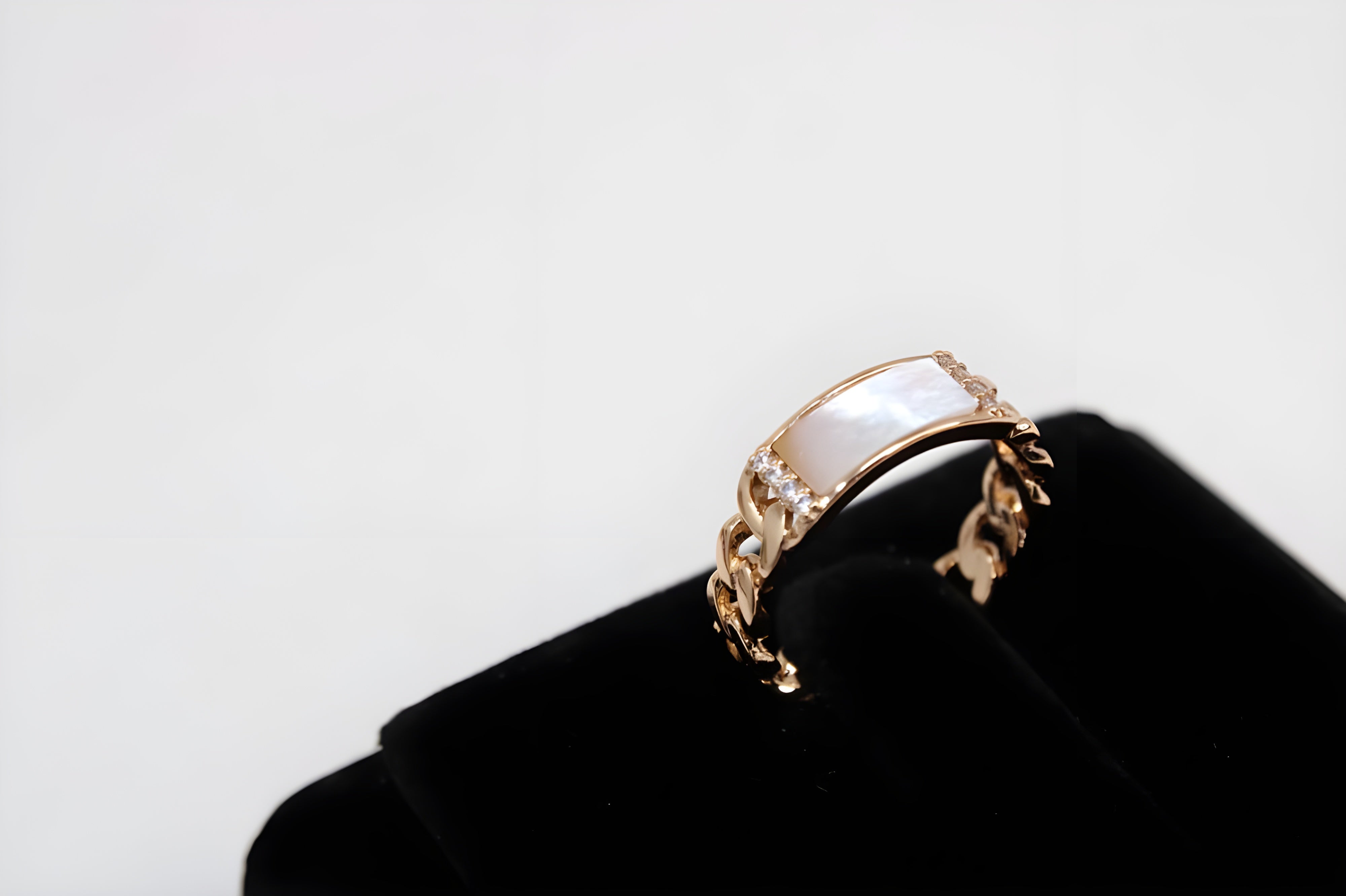 Golden Chainlink Crystal Ring