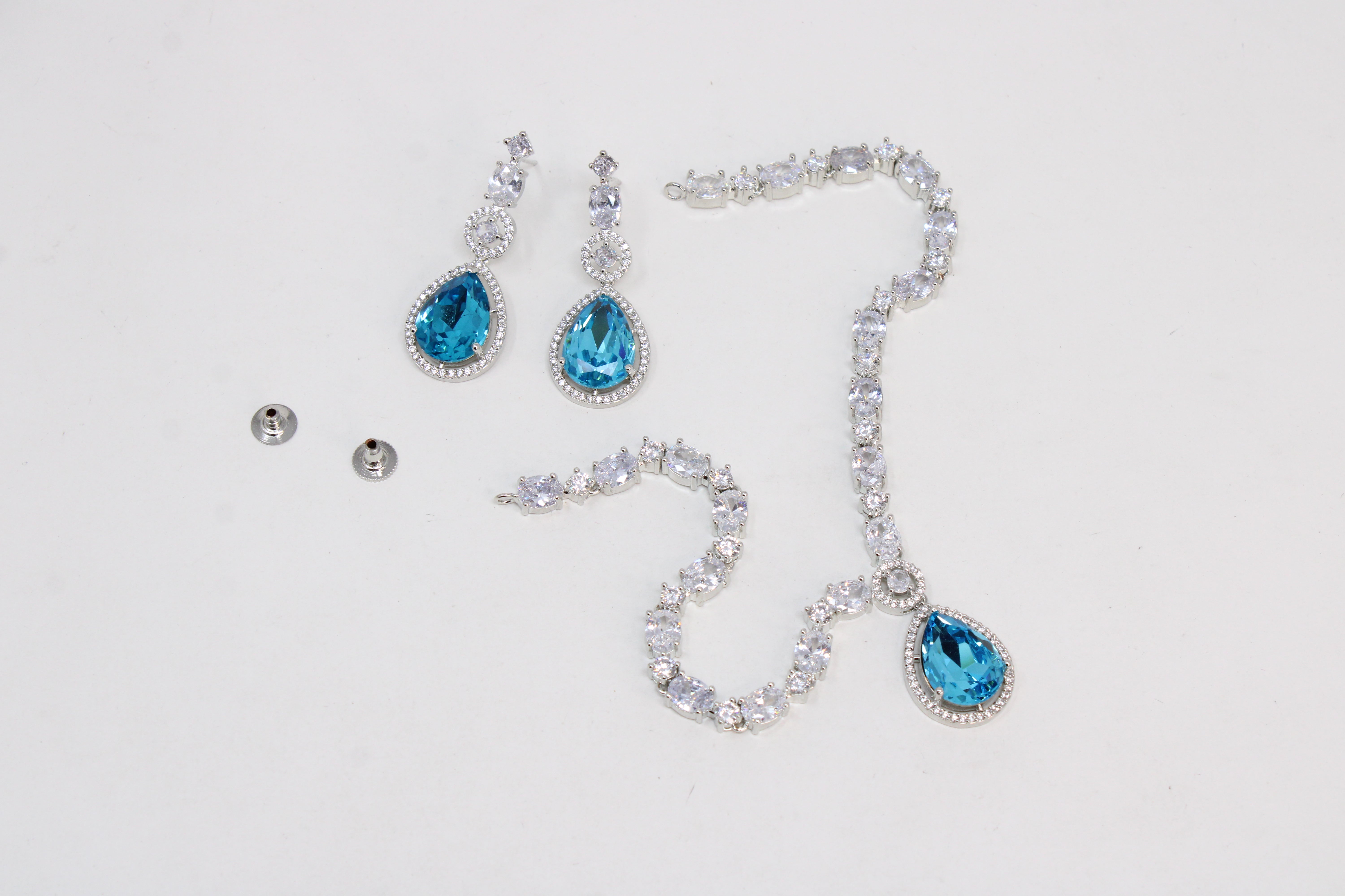 Sparkling Drop Crystal Necklace Set