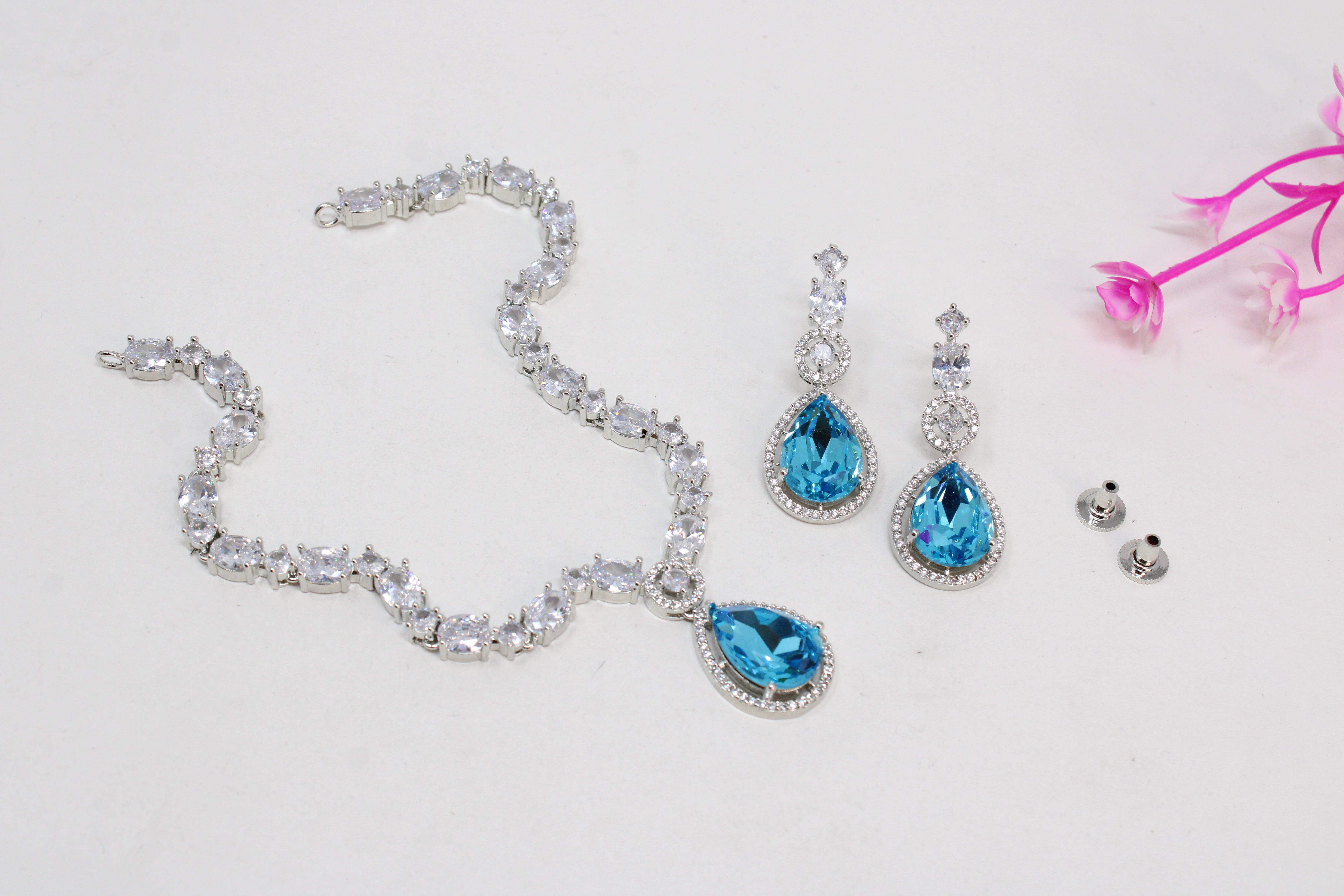 Sparkling Drop Crystal Necklace Set